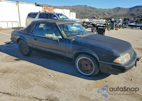 1989 Ford Mustang Lx z USA, uszkodzony, nr VIN 1FABP44A8KF136946
